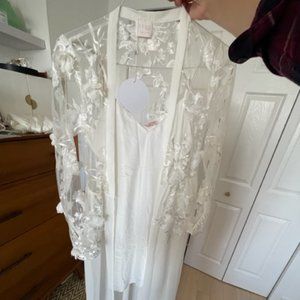 Le Rose Bridal Robe (New)